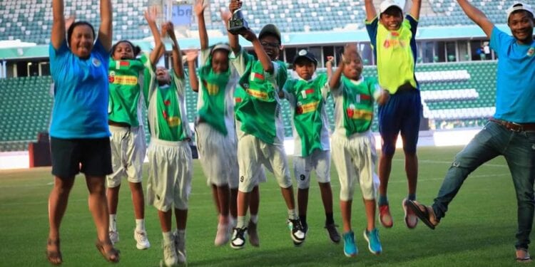 TOURNOI – Madagascar remporte le titre de l’équipe la plus fair play et la coupe du joueur le plus joyeux à l’issue de la 8ème édition de la Coupe du monde des orphelinats