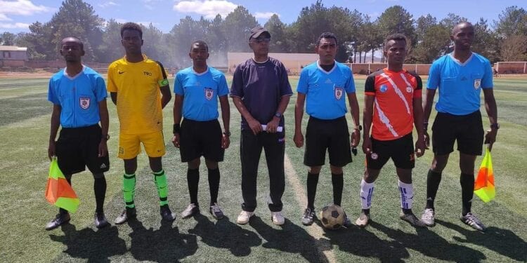 FOOTBALL – Le FCJM Androy, le FC Inate Vakinankaratra, le KFCA Diana et le 3FB Alaotra Mangoro en luttent pour les deux places pour la Pro League