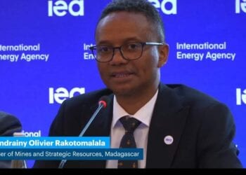 SECTEUR EXTRACTIF – Madagascar dans le top 10 des pays producteurs de graphite, les minerais stratégiques considérées comme substances prometteuses pour la Grande île, selon le ministre Herindrainy Rakotomalala