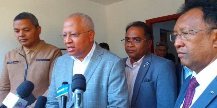 ELECTION – Le collectif des candidats prévoit de tenir un meeting ce vendredi au Palais des sports Mahamasina