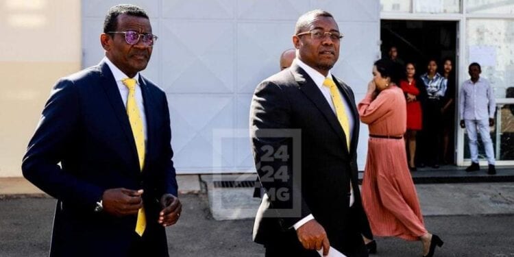 Premier meeting à Vohémar pour Siteny Randrianasoloniaiko en cette période de campagne électorale