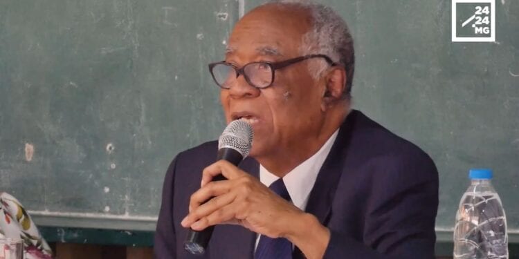 IDENTITE – Madagascar, une nation qui reste à construire, selon Manassé Esoavelomandroso