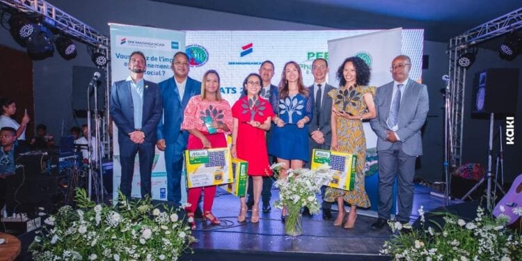 Développement responsable et durable : Remise des prix du concours BNI LOVAINJAFY