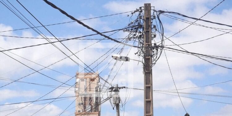 SERVICE DE BASE – 71% des personnes adultes ne bénéficient pas de l’électricité