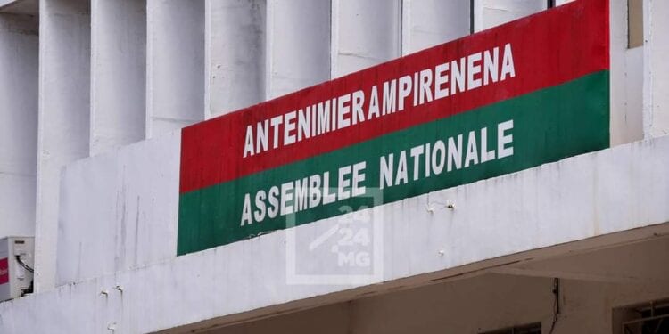 Le sort du projet de loi sur la lutte contre le blanchiment de capitaux et le financement du terrorisme entre les mains des parlementaires