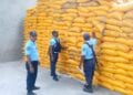 FRAUDES- Trois conteneurs de riz avarié, en train d’être reconditionné, mis à jour à Toamasina, selon la gendarmerie