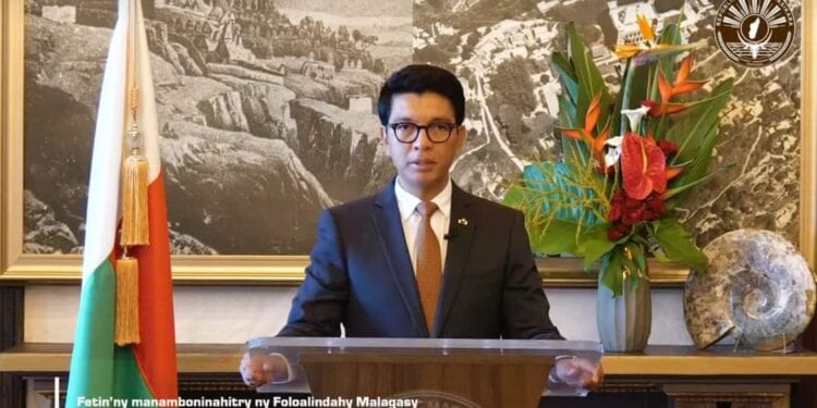 JOURNÉE DES OFFICIERS – Andry Rajoelina appelle les gradés des forces armées à prendre leur responsabilité afin de prévenir les différentes menaces qui pèsent sur la population