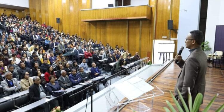 TRAFIC – Environ une tonne d’or par mois sortent clandestinement de Madagascar, selon le ministère des Mines