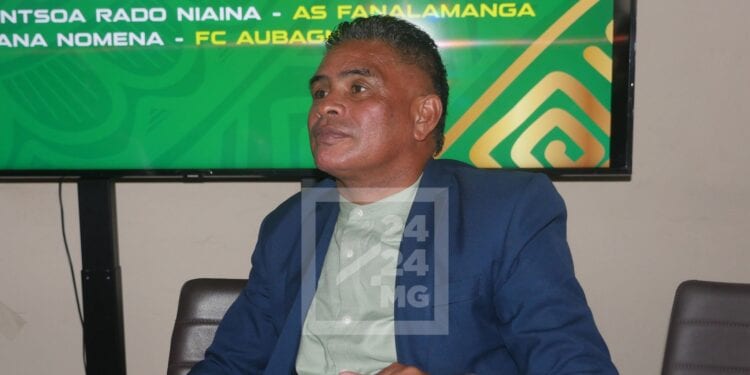 FOOTBALL- Romuald Rakotondrabe prolongé jusqu’en octobre 2026