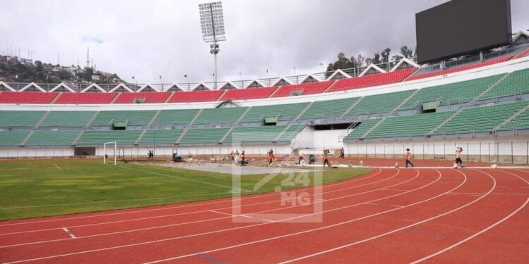 FOOTBALL – Le stade Barea devrait être opérationnel en septembre, estime Gérard Andriamanohisoa