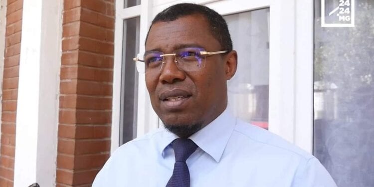 ASSEMBLEE NATIONALE – Siteny Randrianasoloniaiko choisi par la plateforme Firaisankina comme chef de l&rsquo;opposition parlementaire