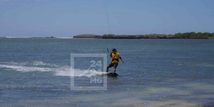 ANTSIRANANA – Le kitesurf en fête pendant trois jours dans la baie de Sakalava
