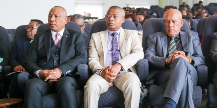 SANTE PUBLIQUE – Christian Ntsay se félicite de l’efficacité des mesures prises par Madagascar pour prévenir le choléra