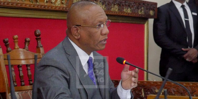 PARLEMENT – Christian Ntsay présente devant les députés le programme de mise en oeuvre de la politique générale de l’Etat bouclé en février