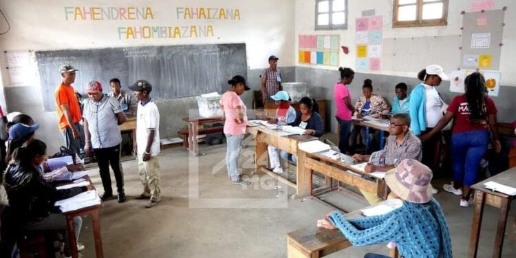 ELECTION – Une décision de la Ceni en vue d’une possibilité de prolonger le dépôt de candidature attendue au début de semaine prochaine, selon Soava Andriamarotafika