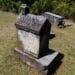 PATRIMOINE – Au cœur du cimetière des pirates à Sainte-Marie