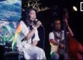 SPECTACLE – Quand Lalatiana partage sa musiques à ses fans.