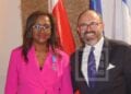 DISTINCTION – Noro Andriamamonjiarison reçoit l’ordre national du mérite de la République Française