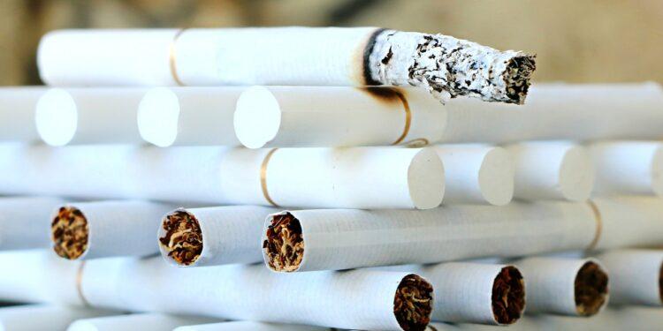FISCALITE – Les droits d’accises sur les tabacs importés et les cigarettes locales supprimés ou “révisés” à la baisse par erratum