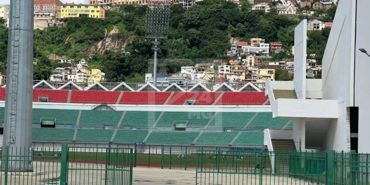 FOOTBALL – La décision de la CAF sur l’homologation du stade Barea toujours en attente, selon la FMF
