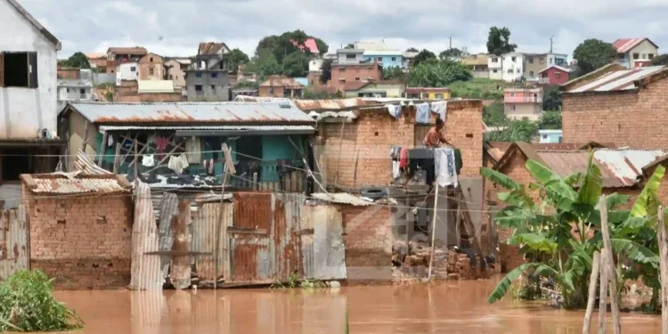 INTEMPÉRIES – Deux décès et plus de 3800 sinistrés dans tout Madagascar rapporte le BNGRC