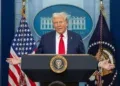 ETATS-UNIS – Donald Trump signe un décret sur la réduction des employés fédéraux