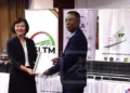ENTRETIEN ROUTIER – Six manuels dont un manuel sur l’inspection des routes et des ponts, remis au gouvernement malgache