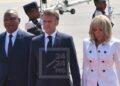 VISITE D’ETAT – Emmanuel Macron accueilli à l’aéroport d’Ivato par le Premier ministre Christian Ntsay