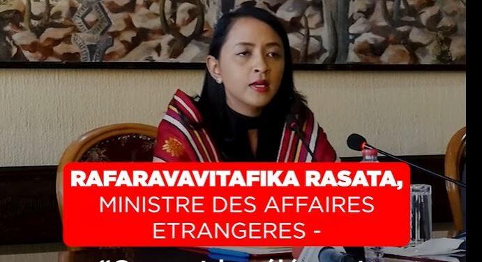 RAFARAVAVITAFIKA RASATA, MINISTRE DES AFFAIRES ETRANGERES – “Ce sont les éléments de la résolution de l’Assemblée générale des Nations unies que nous porterons durant les discussions”
