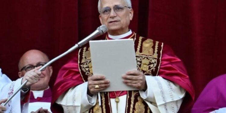 ÉGLISE CATHOLIQUE – Les cardinaux choisissent un Pape américain, Robert Prevost devient Léon XIV