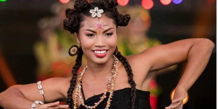 CONCOURS DE BEAUTE – “Dokodoko” et “lamba firake” pour Cyria Temagnombe à la cérémonie d’ouverture de Miss Monde