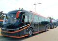 TRANSPORT EN COMMUN – 12 bus électriques et thermiques de la marque Foton réceptionnés à Ivato par le President Rajoelina 