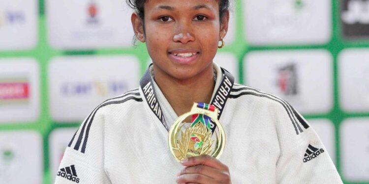 JUDO – Natacha Razafindrakalo Ralevazaha remporte sa première médaille d’or internationale à l’African judo Open en Afrique du sud