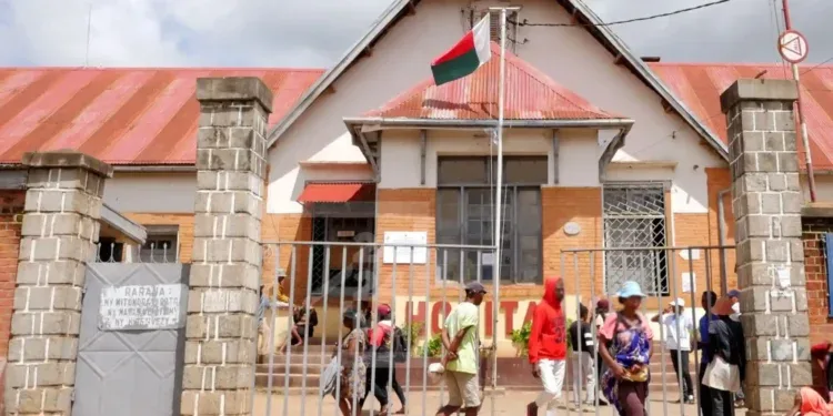 SANTE PUBLIQUE – Le bilan de l’intoxication alimentaire à Ambositra s’alourdit à 17 morts