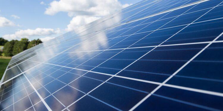 ÉNERGIE – Le groupe Axian investit au Bénin avec quatre centrales solaires