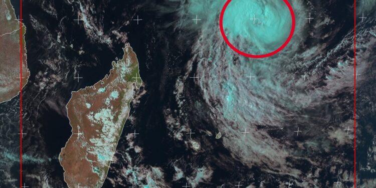 INTEMPERIES – La région Sava et les districts d’Antsiranana I et II sous vigilance verte fortes pluies, selon Météo Madagascar 