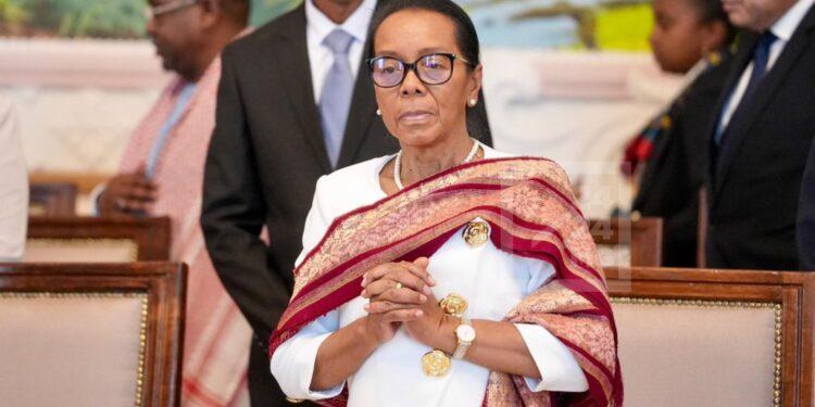 AFFAIRES ÉTRANGÈRES – Christine Razanamahasoa affirme vouloir faire tout son possible pour remédier aux sanctions de l’Union africaine
