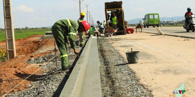 CIRCULATION – Les travaux de réhabilitation des routes nationales se poursuivent, rassure le ministre des Travaux publics 