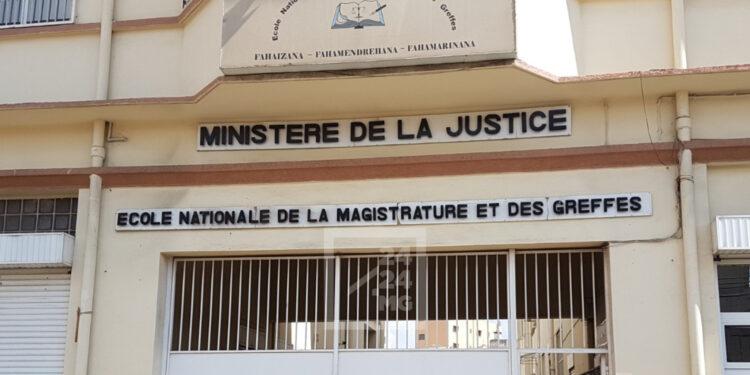 FONCTION PUBLIQUE – Le concours de recrutement d’élèves-magistrats à l’ENMG annoncé pour mi-décembre 2025 après deux reports