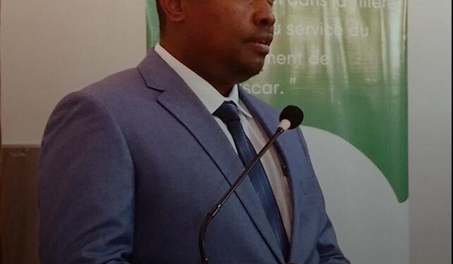 CARL ANDRIAMPARANY, MINISTRE DES MINES – “Notre devoir est de relancer les dossiers qui n&rsquo;ont pas abouti par le passé”.