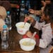 Yas Madagascar et l’ONG Inviso partagent joie et douceurs dans des écoles de la Capitale
