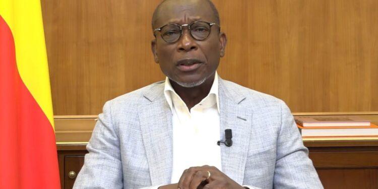 AFRIQUE – Le Bénin échappe à un putsch militaire, une douzaine de soldats arrêtés
