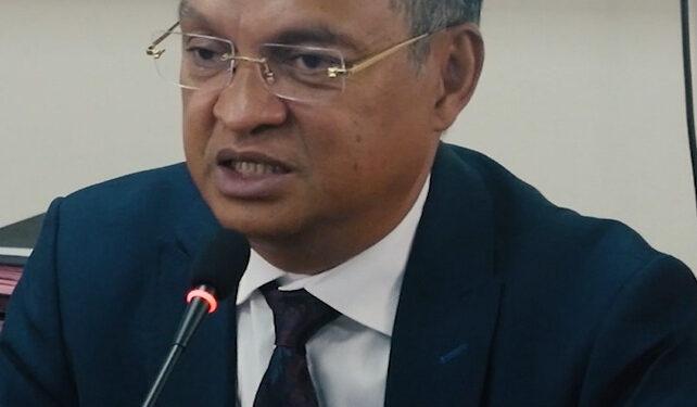 « Que l’appel vienne du Président de la République, du Premier ministre, d’un ministre ou de toute autre autorité influente, notre unique interlocuteur au sein de l’administration et de l’État demeure le Trésor Public ».