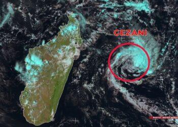 METEO – L’Est malgache placé en alerte jaune, Gezani poursuit son avancée vers la Grande île en s’intensifiant