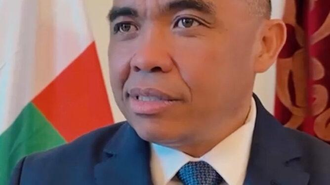 Le Colonel Michaël Randrianirina souhaite voir la Grande île exploiter ses ressources pétrolières et se développer grâce à elles comme a pu le faire la Guinée Equatoriale.