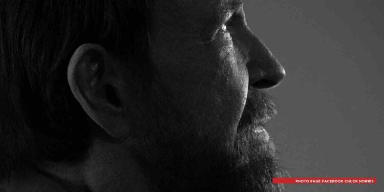NECROLOGIE – L’acteur américain Chuck Norris rejoint le firmament
