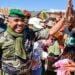 TOURNEE PRESIDENTIELLE – Le Colonel Michaël Randrianirina en visite dans le village d’origine de sa grand-mère maternelle à Ambohimena – Antsirabe