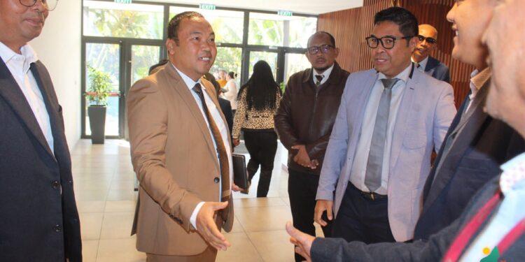 TRANSPORT AERIEN – Rado Rabarilala se fixe comme mission la transition de Madagascar Airlines vers Air Madagascar