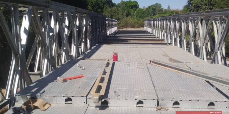 CIRCULATION – Le pont métallique installé à Mangakapaika sur la RN4 opérationnel au plus tard ce vendredi matin