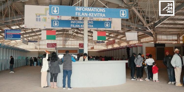 VOYAGE – Immersion dans la nouvelle gare routière connectée d’Amoronakona